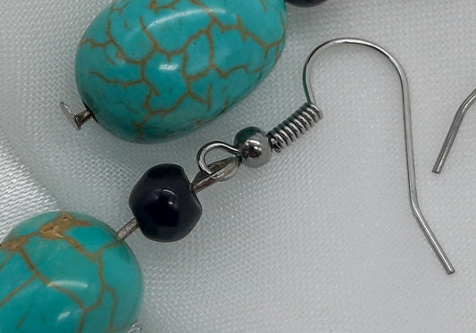 Ohrringe mit gemusterten Edelsteinen, Türkis